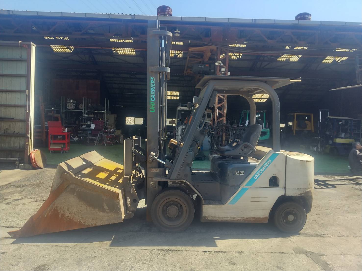 三菱LN　FD25T5M 　バケット